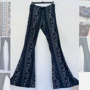 Bear Dance Boho flare bottom leggings
